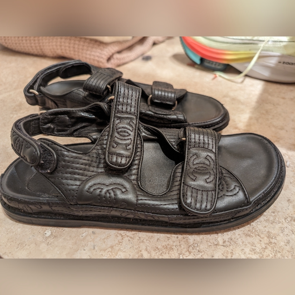 Chanel Black CC Monogram Strap EU 40 Embroidered Dad Sandals CC-0602N-0014